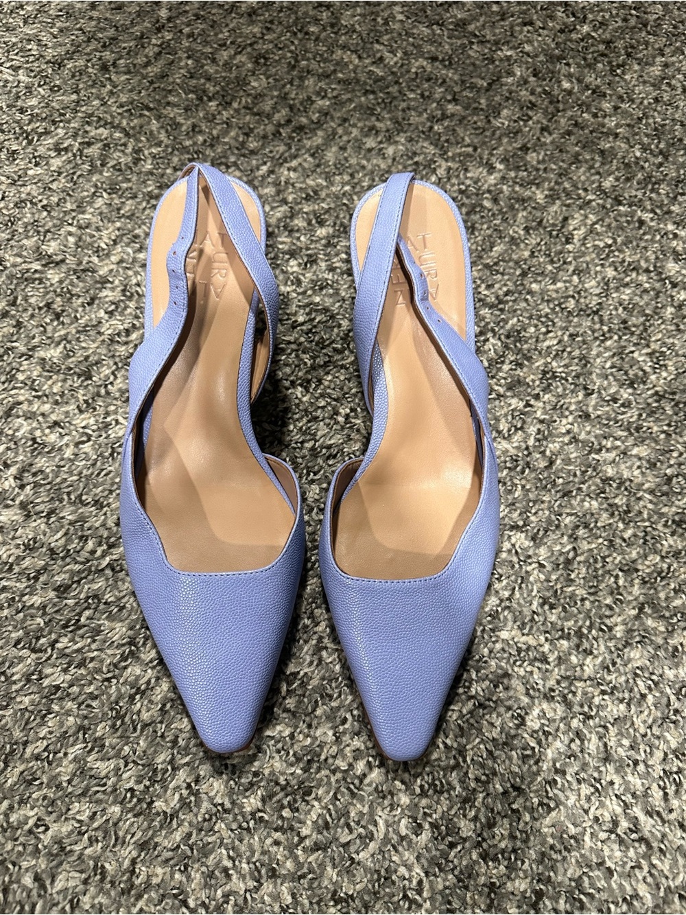 Kitten heel